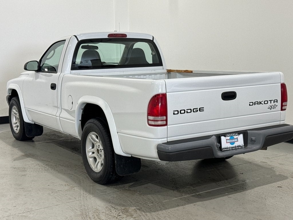 2004 Dodge Dakota Base